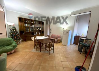 Sala da pranzo - Appartamento Cortile Copernico, Favara - foto 2