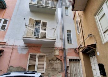 Edificio all\'aperto - Appartamento Cortile Copernico, Favara - foto 20
