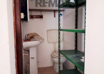 Bagno - Magazzino Via Charles Darwin
15, Favara - foto 8