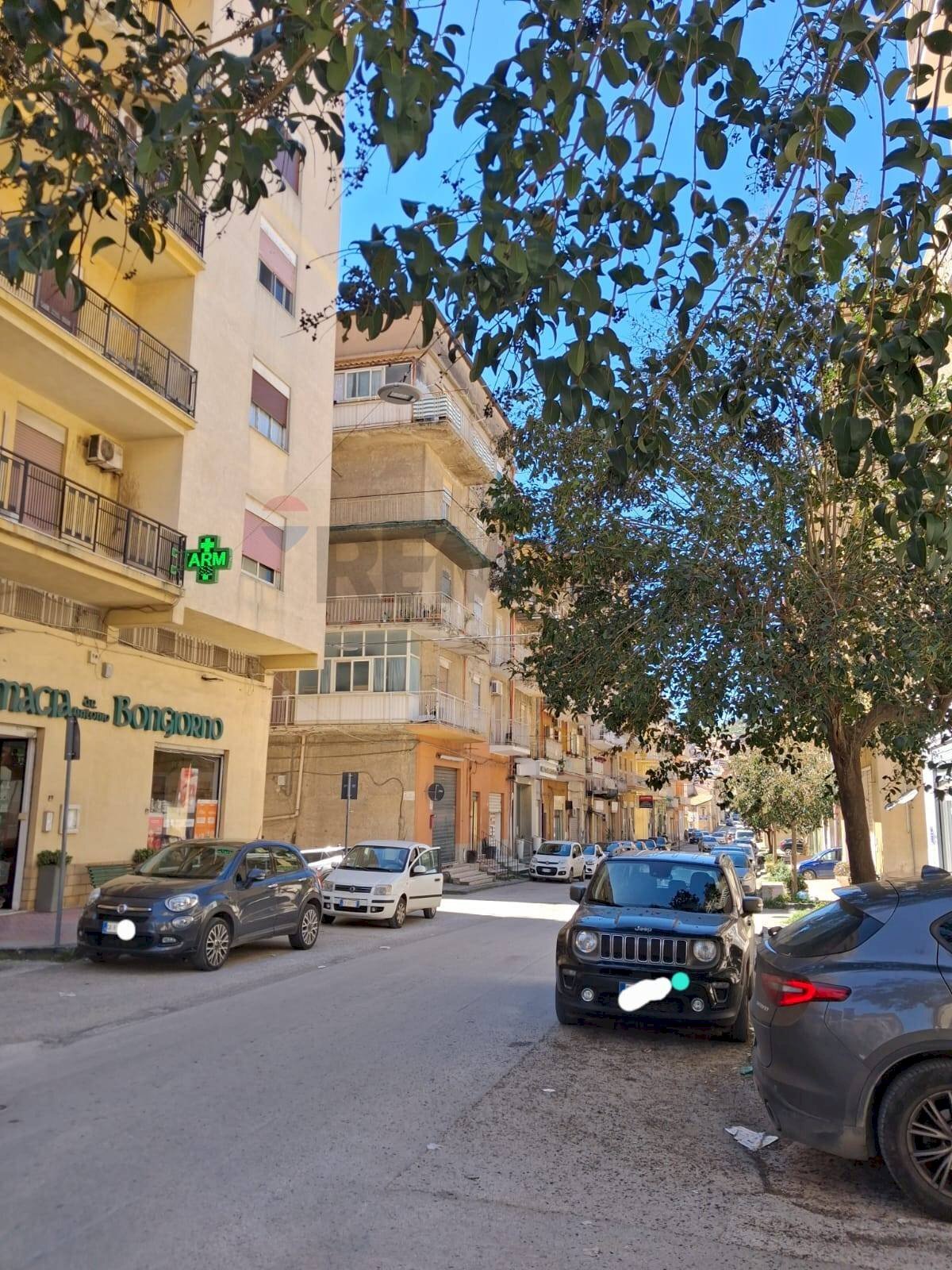 Edificio all\'aperto - Apartment Via Lombardia
5, Favara - photo 3