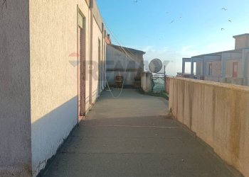 Terrazza - Attic J.F. Kennedy
 
95, Favara - photo 3