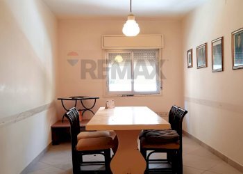 Camera/ Sala riunioni - Trilocale Via Zaccagnini
 
16, Favara - foto 1