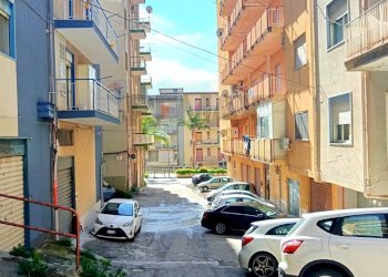 Edificio all\'aperto - Trilocale Via Zaccagnini
 
16, Favara - foto 3