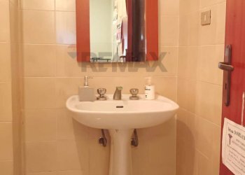 Bagno - Trilocale Via Zaccagnini
 
16, Favara - foto 11