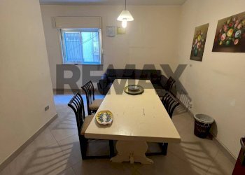 Sala da pranzo - Trilocale Via Zaccagnini
 
16, Favara - foto 12