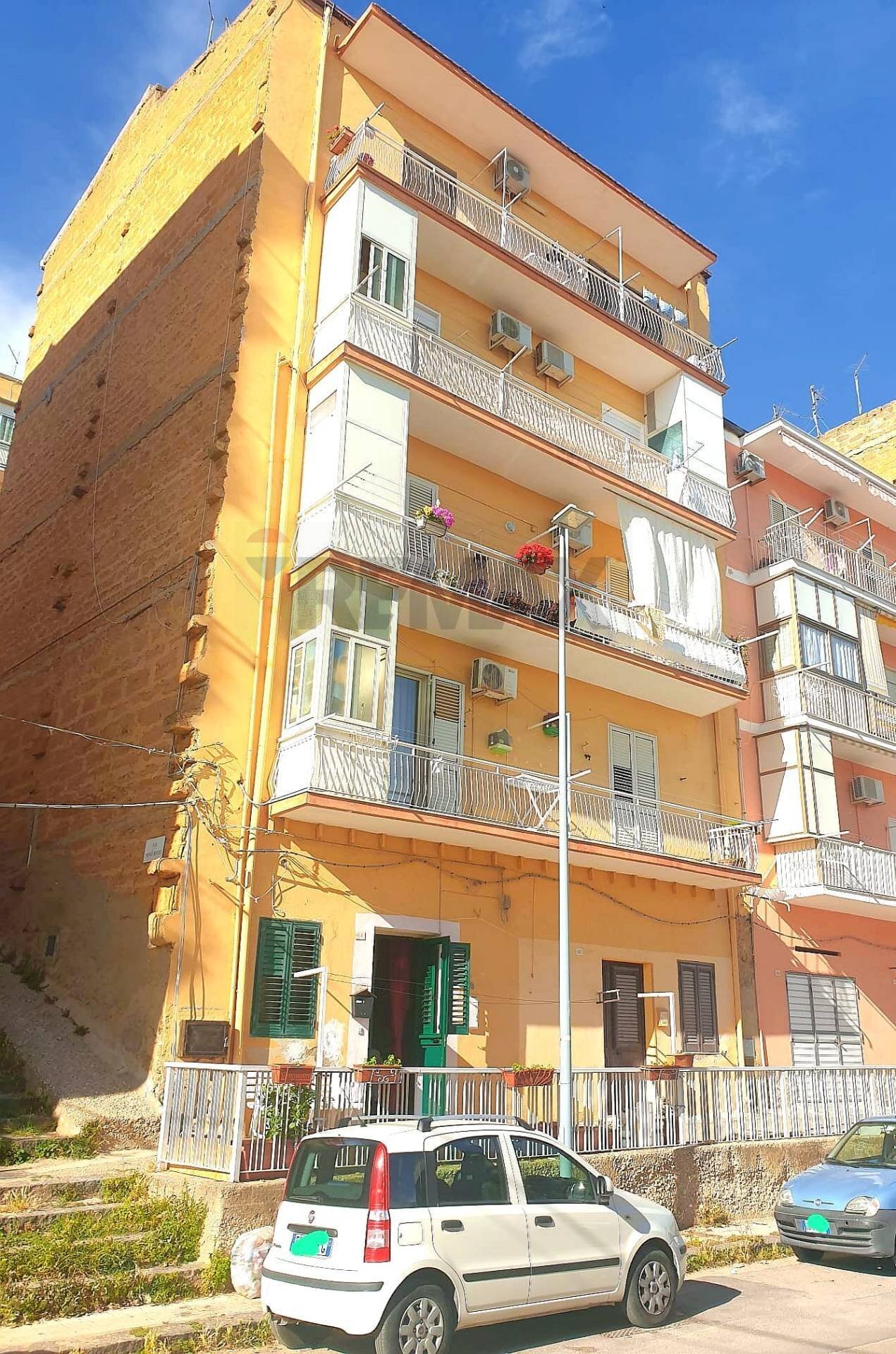 Edificio all\'aperto - Apartment Via Federico Confalonieri
23, Agrigento - photo 3