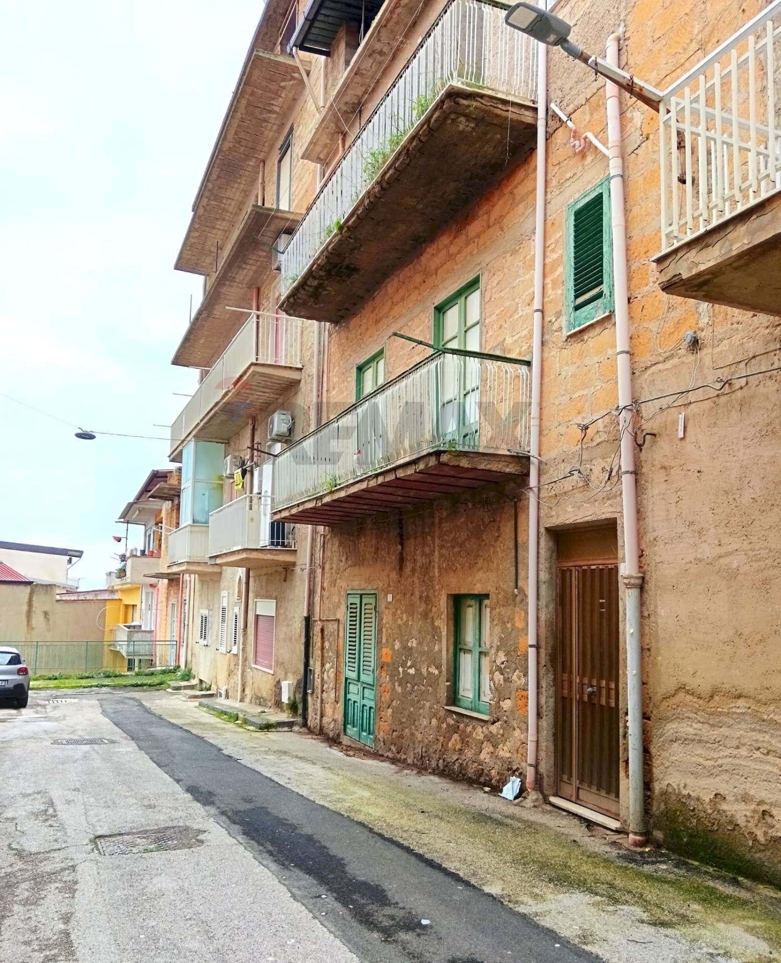 Edificio all\'aperto - Independent house Vicolo Pascoli
11, Favara - photo 3
