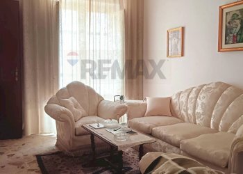 Soggiorno - Casa indipendente Vicolo Pascoli
 
11, Favara - foto 20