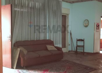 Soggiorno - Casa indipendente Vicolo Pascoli
 
11, Favara - foto 23