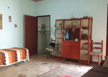 Soggiorno - Casa indipendente Vicolo Pascoli
 
11, Favara - foto 24