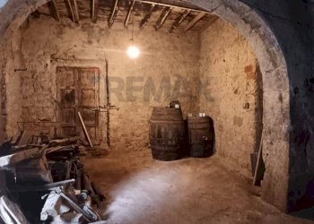 Magazzino - Casa indipendente Cortile Corto
 
4, Favara - foto 5