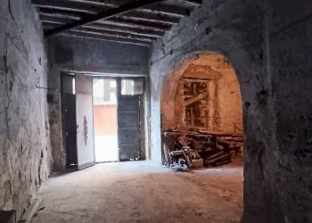 Magazzino - Casa indipendente Cortile Corto
 
4, Favara - foto 6