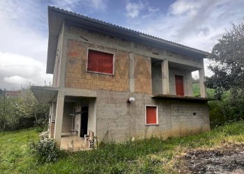 Casa all\'aperto - Casa indipendente CONTRADA SELVA
 
SNC, Toro - foto 4