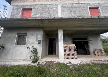 Casa all\'aperto - Casa indipendente CONTRADA SELVA
 
SNC, Toro - foto 6