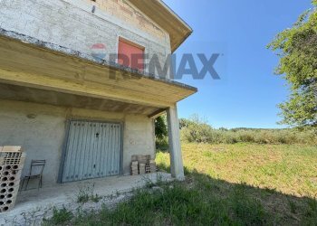 Casa all\'aperto - Independent house CONTRADA SELVA
 
SNC, Toro - photo 11