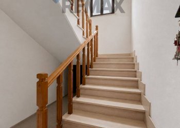 Scale - Independent house CONTRADA SELVA
 
SNC, Toro - photo 20