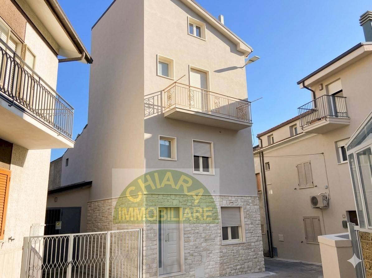 Foto 1 - Independent house Via Sabauda, Cupello - photo 1