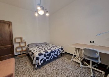 Camera da letto - Four-room apartment via San Luca, 6, Genova (neighborhood Centro Storico) - photo 4