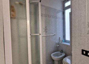 Bagno - Four-room apartment via San Luca, 6, Genova (neighborhood Centro Storico) - photo 9