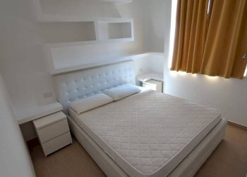 Camera da letto - Appartamento via Ippolito Rosellini, 2, Milano (zona Isola) - foto 2
