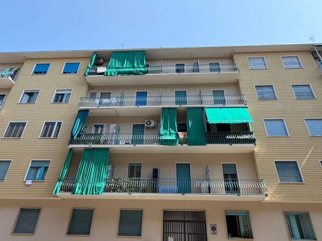 Facciata - One-room apartment via Tonale, 16, Torino (neighborhood Mirafiori Sud) - photo 1