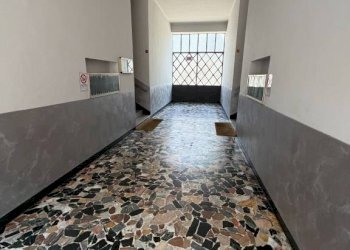 Interno palazzo - One-room apartment via Tonale, 16, Torino (neighborhood Mirafiori Sud) - photo 3