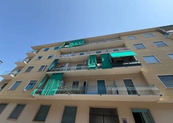 Facciata - One-room apartment via Tonale, 16, Torino (neighborhood Mirafiori Sud) - photo 17