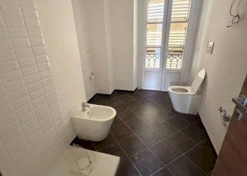 Bagno - Trilocale via Quintino Sella, 43, Asti - foto 8