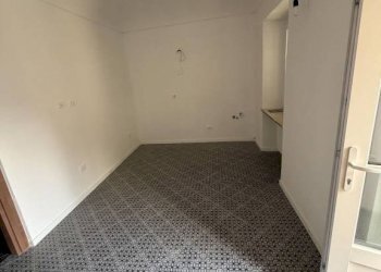 Salone - Three-room apartment via Quintino Sella, 43, Asti - photo 5