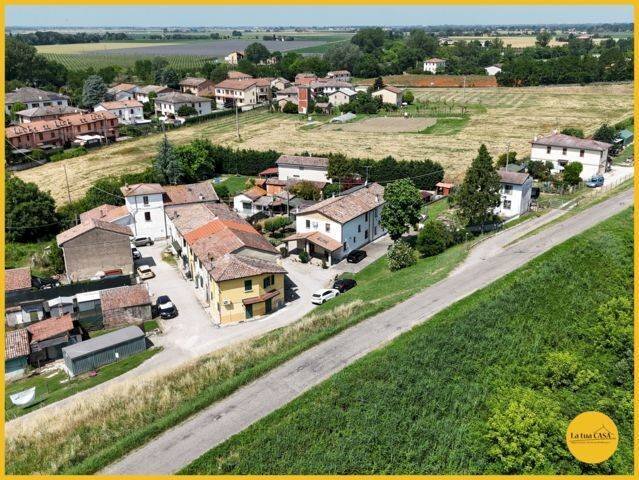 Foto 3 - Villa a Schiera Via Confine Inferiore
141 - 143, Molinella - foto 3