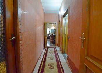 Corridoio - Villa strada dei Bertoni, 27, Mondovì - photo 21
