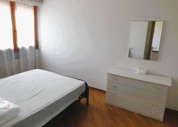 Camera da letto - Attic piazza Giuseppina Strepponi, 15, Parma - photo 21