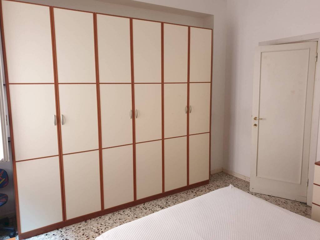 Camera da letto - Three-room apartment Borgo Zaccagni, 3, Parma - photo 3