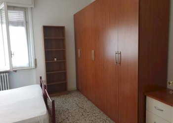Camera da letto - Three-room apartment Borgo Zaccagni, 3, Parma - photo 6