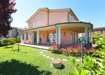 Foto 1 - Villa Via Tevere
 
8, Viterbo - foto 1