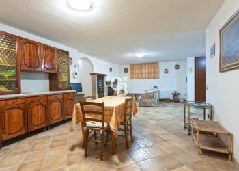 Foto 12 - Villa Via Tevere
 
8, Viterbo - foto 12