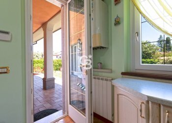 Foto 19 - Villa Via Tevere
 
8, Viterbo - foto 19