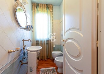 Foto 21 - Villa Via Tevere
 
8, Viterbo - foto 21