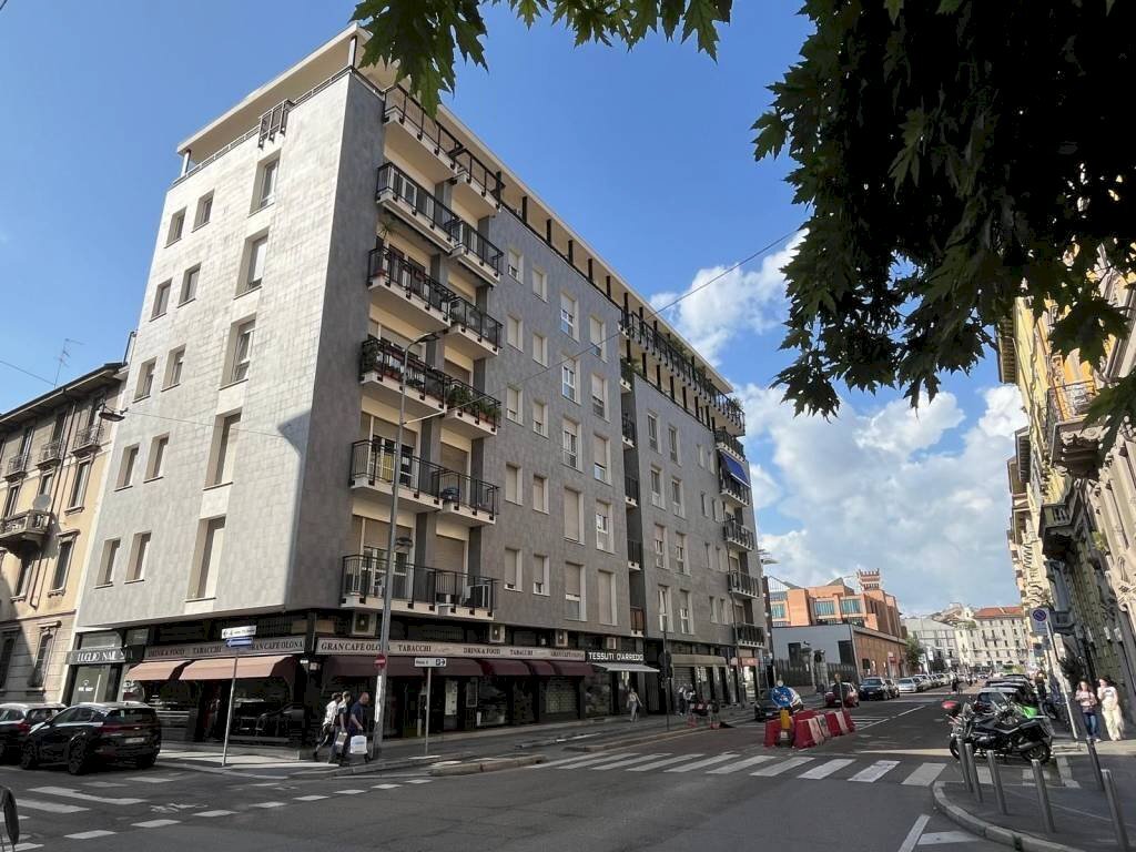 Facciata - Four-room apartment via Olona, 12, Milano (neighborhood San Vittore) - photo 1