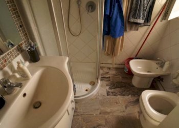 Bagno - Four-room apartment via Olona, 12, Milano (neighborhood San Vittore) - photo 11