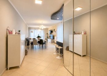 Salone - Quadrilocale via Cesare Battisti, 7/5, Carmagnola - foto 3