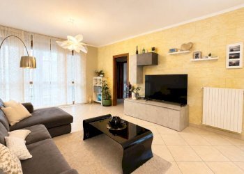 Salone - Quadrilocale via Cesare Battisti, 7/5, Carmagnola - foto 6