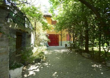 Giardino - Casa indipendente Località Sant'Eufemia, Sinio - foto 2
