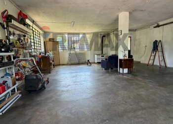Parcheggio - Villa VIA DANTE ALIGHIERI
 
8, Pogno - foto 24