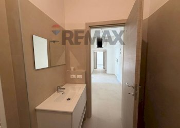 Bagno - Trilocale Via Matera
 
29, Roma - foto 22