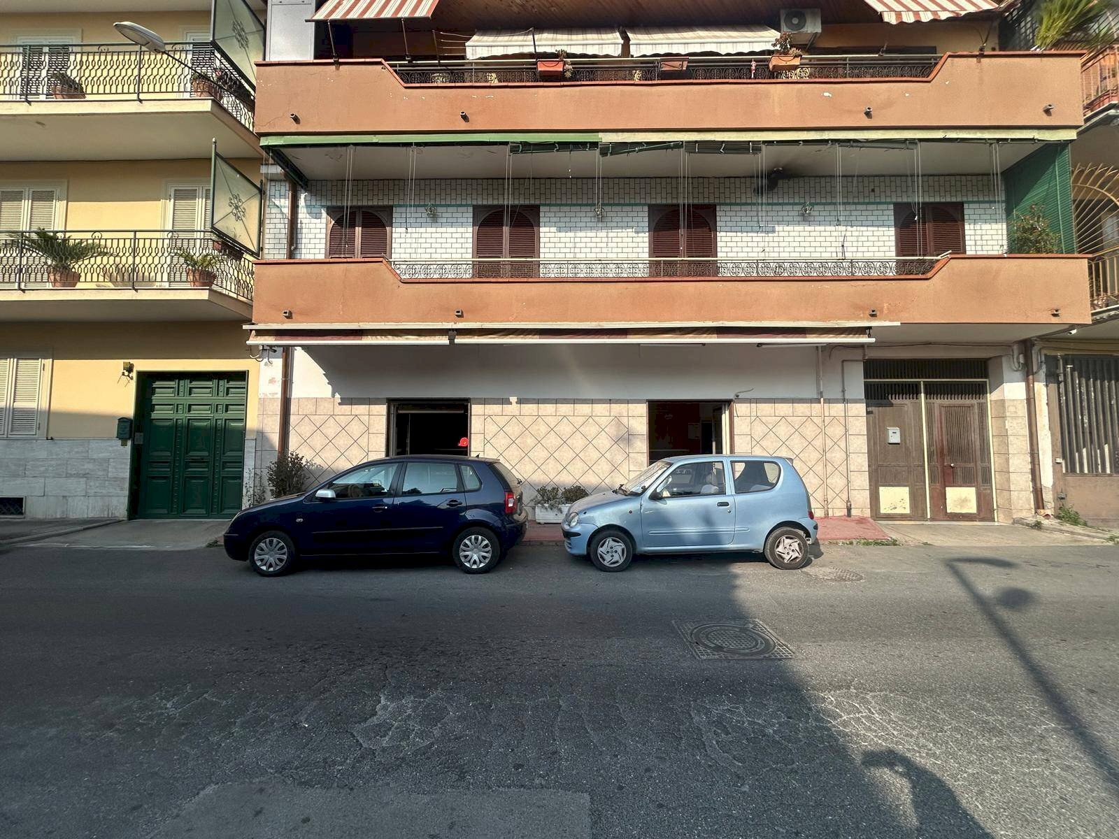 Foto 1 - Commercial Activity Via Filippo Turati, Cardito - photo 1