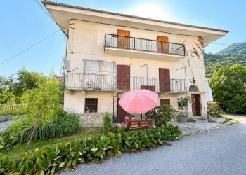 Facciata - Appartamento via Madame Curie, 7, Roccaforte Mondovì - foto 1