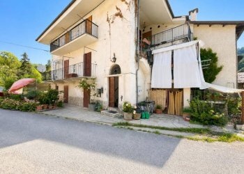 Facciata - Four-room apartment via Madame Curie, 7, Roccaforte Mondovì - photo 2