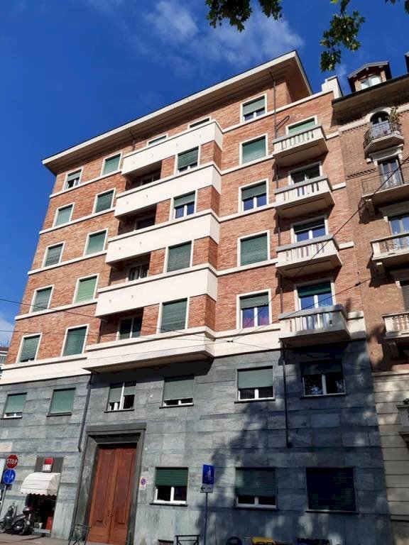 Facciata - Quadrilocale corso Duca degli Abruzzi, 106, Torino (zona Crocetta) - foto 3
