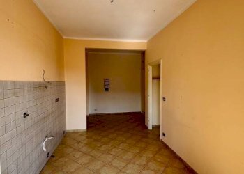 Soggiorno - Two-room apartment via Vincenzo Virginio, 44, Pinerolo - photo 11